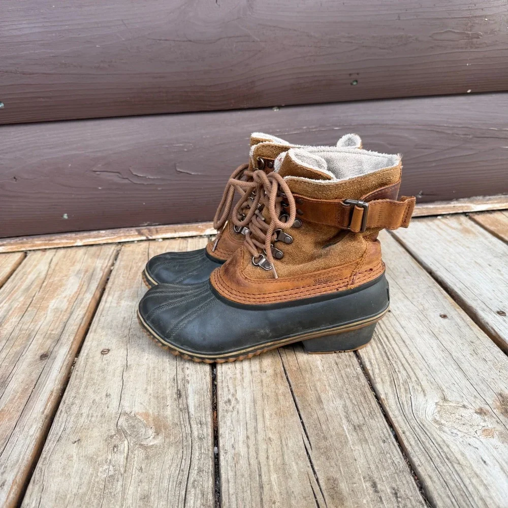 Sorel Winter Fancy Lace II Boots Duck Boots 7.5 Elk Grizzly Bear Waterproof